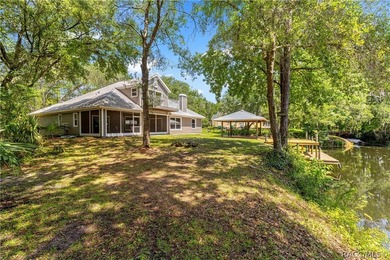 Waterfront Retreat! Tucked away at the end of a winding drive - photo 35