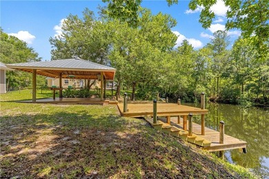Waterfront Retreat! Tucked away at the end of a winding drive - photo 36