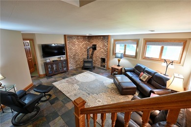 High quality craftmanship and custom design highlight this - photo 36