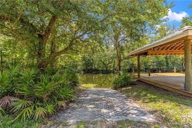 Waterfront Retreat! Tucked away at the end of a winding drive - photo 38