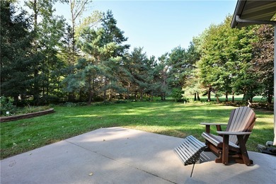 High quality craftmanship and custom design highlight this - photo 50
