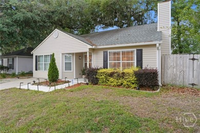 Welcome to 219 Laurelwood Drive, a comfortable Savannah home in - photo 4
