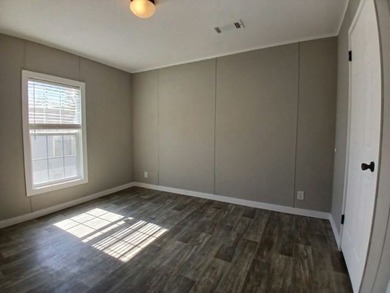 Own your own home in a quiet, well-maintained neighborhood! This - photo 5