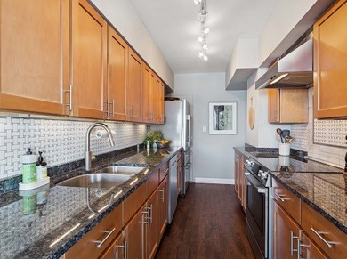 The Upper East Side meets Lake Shore Drive in this well-situated