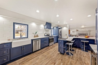 Walk to Fowler Lake & Downtown Oconomowoc! Imagine starting your - photo 15