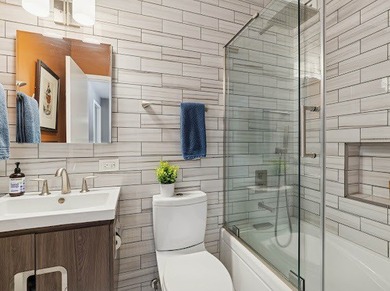 The Upper East Side meets Lake Shore Drive in this well-situated