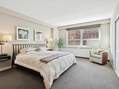 The Upper East Side meets Lake Shore Drive in this well-situated