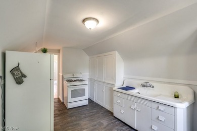 This maintained triplex is conveniently located just minutes - photo 20