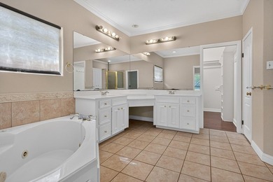 Nestled beneath a canopy of majestic oak trees and overlooking - photo 20