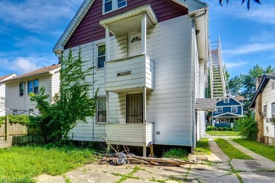 This maintained triplex is conveniently located just minutes - photo 22
