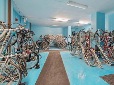 The Upper East Side meets Lake Shore Drive in this well-situated