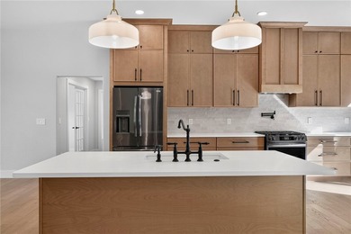 Like-new without the wait! This beautifully renovated Bella - photo 8