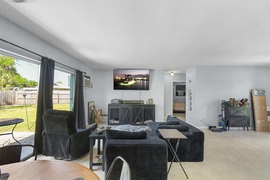 Charming and full of potential, this well-maintained 2-bedroom - photo 11