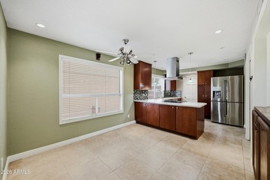 Welcome to your new home! This desirable end-unit townhome - photo 4
