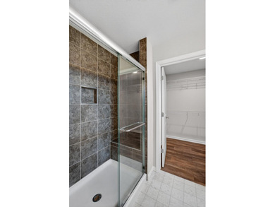 Welcome home to this beautiful, meticulously maintained - photo 14