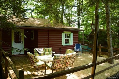 Located in the desirable Smallwood lake community in the Town of - photo 15