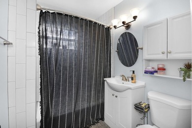 Charming and full of potential, this well-maintained 2-bedroom - photo 17