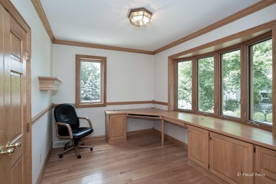 An exciting waterfront lifestyle awaits! A lively destination - photo 21