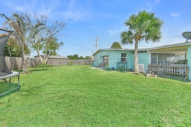 Charming and full of potential, this well-maintained 2-bedroom - photo 22