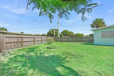 Charming and full of potential, this well-maintained 2-bedroom - photo 24