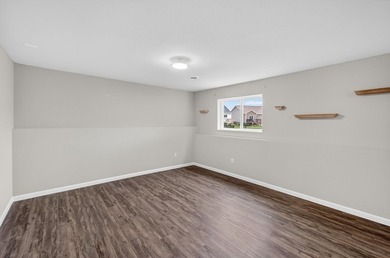 Welcome home to this beautiful, meticulously maintained - photo 24