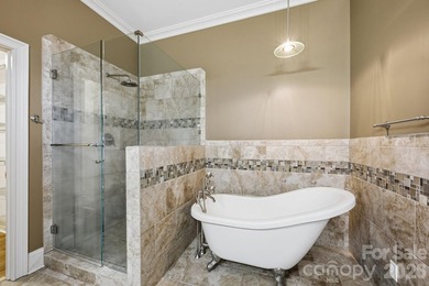 This meticulously maintained home on the 13th hole of Lake - photo 25