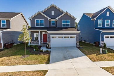 (private lake, pond, creek) Home For Sale in Batavia Ohio