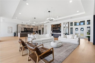 2025 built & elevated in every detail, this Zara model at Astor - photo 10