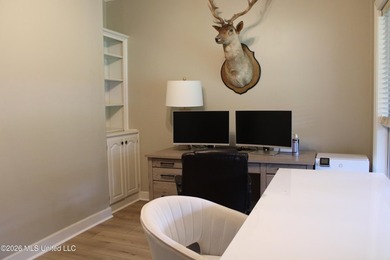 Located in South DeSoto Estates on 1.52 acres in the - photo 9