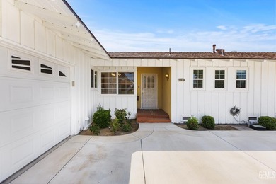 Welcome to a well-loved Bakersfield Country Club area home - photo 12