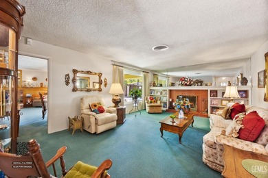 Welcome to a well-loved Bakersfield Country Club area home - photo 13