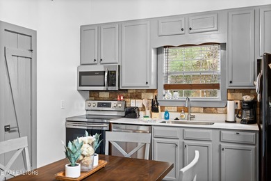 Welcome to your perfect mountain retreat in the heart of - photo 15