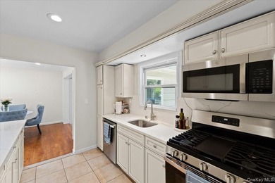 Welcome to one of the largest properties in this prime location - photo 19