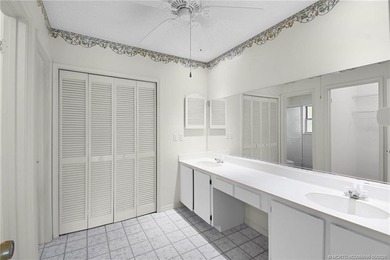 Beautiful 2 Bed/2 Bath with 1,370 Sq Ft of Living Space. Kitchen - photo 24