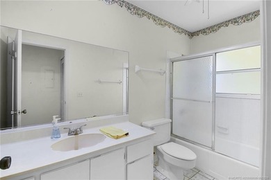 Beautiful 2 Bed/2 Bath with 1,370 Sq Ft of Living Space. Kitchen - photo 30