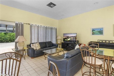 Beautiful 2 Bed/2 Bath with 1,370 Sq Ft of Living Space. Kitchen - photo 35
