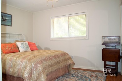 Welcome to this beautifully maintained 4-bedroom, 3-bath home - photo 36