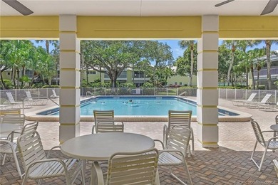 Beautiful 2 Bed/2 Bath with 1,370 Sq Ft of Living Space. Kitchen - photo 37