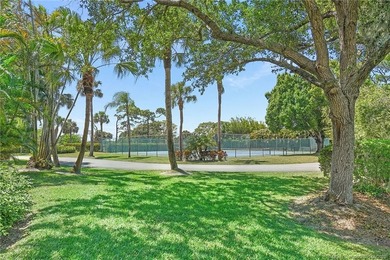 Beautiful 2 Bed/2 Bath with 1,370 Sq Ft of Living Space. Kitchen - photo 41