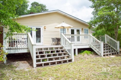 Welcome to this beautifully maintained 4-bedroom, 3-bath home - photo 42
