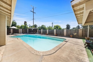 Welcome to a well-loved Bakersfield Country Club area home - photo 48