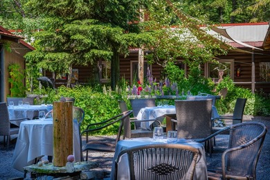 Turnkey Restaurant & Bed and Breakfast in the Heart of Montana's - photo 3