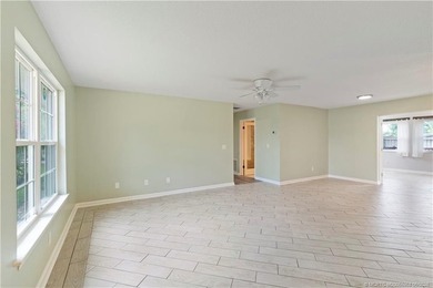 Don't miss this well-located 2-bedroom, 2-bathroom home just - photo 5