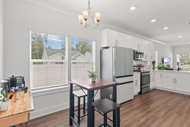 2022-built single-family home featuring 3 bedrooms, 2 baths with - photo 11