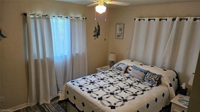Priced to sell! Charming 3 br 2 ba with one car garage that's - photo 14