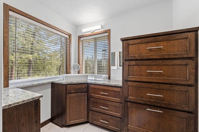 Welcome to your dream home! This beautiful 4-bedroom, 3-bath - photo 14