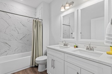 2022-built single-family home featuring 3 bedrooms, 2 baths with - photo 17