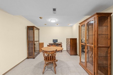 Welcome to your dream home! This beautiful 4-bedroom, 3-bath - photo 19