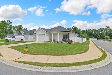 2022-built single-family home featuring 3 bedrooms, 2 baths with - photo 23