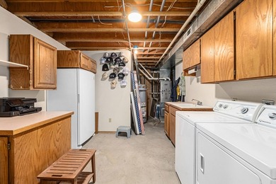 Welcome to your dream home! This beautiful 4-bedroom, 3-bath - photo 23